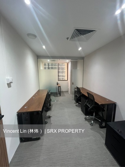 International Plaza (D2), Office #546957841